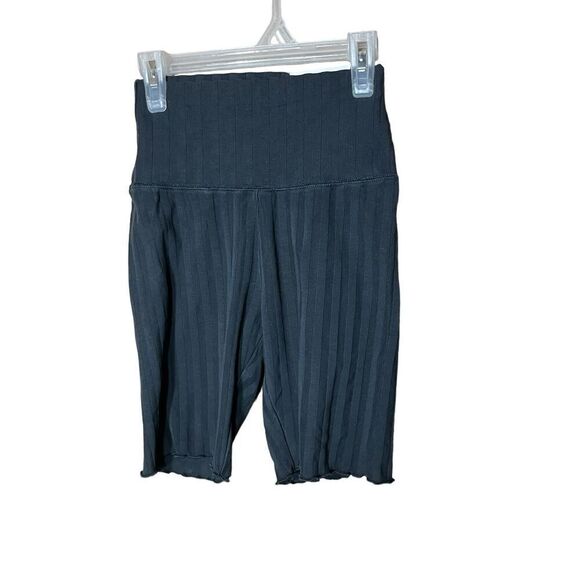 Offline By‎ Aerie OG High Rise 7 Inch Bike Shorts Size Small NWT - Picture 1 of 9
